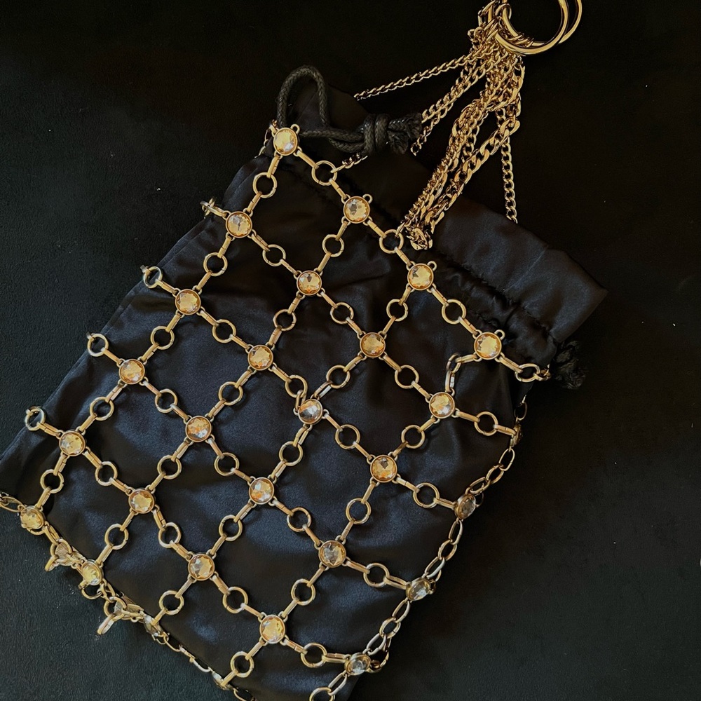 Chic Black and Gold Chain Bag